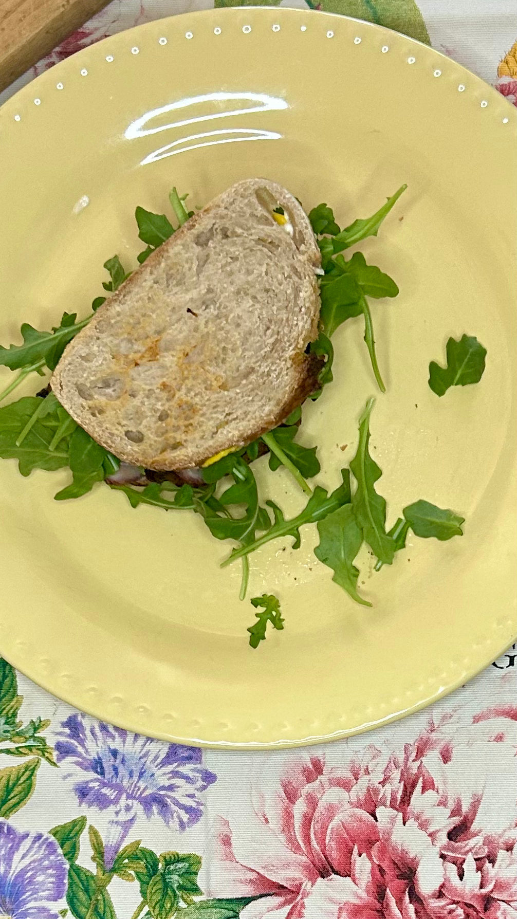 chicken sandwich with onion marmalade
