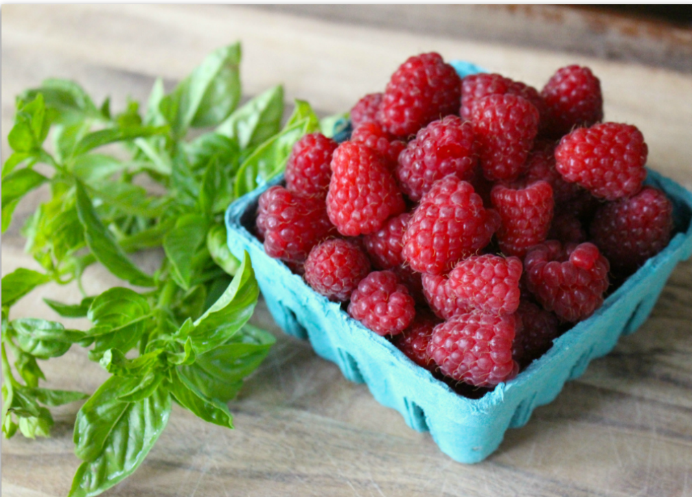 Olive Rasp Raspberry Basil Wine Vinegar – Beyond The Olive